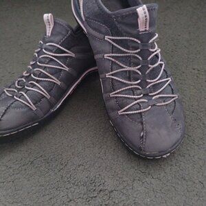 Jambu Memory Foam Sport 8M